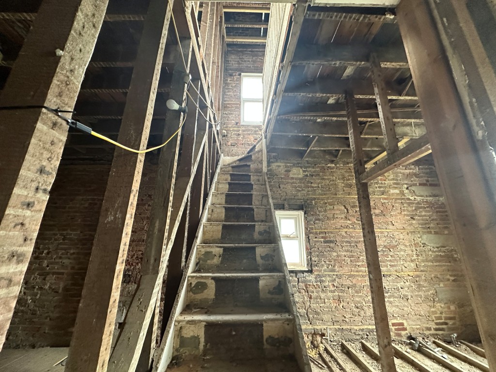 Lot: 144 - DETACHED BUILDING IN NEED OF REPAIR AND REFURBISHMENT WITH APPROVED PLANNING - Staircase up to Second Floor